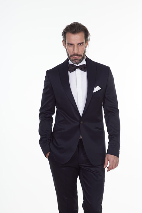 μαύρο ανδρικό κοστούμι